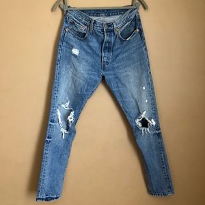501 Distressed Levis